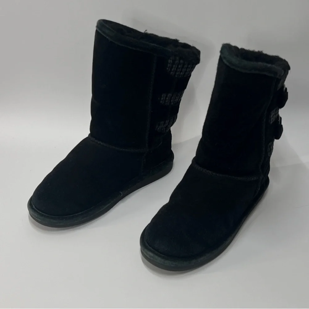 Bear paw Girls Size 1 Black Fur Lined Black Winter Boots
